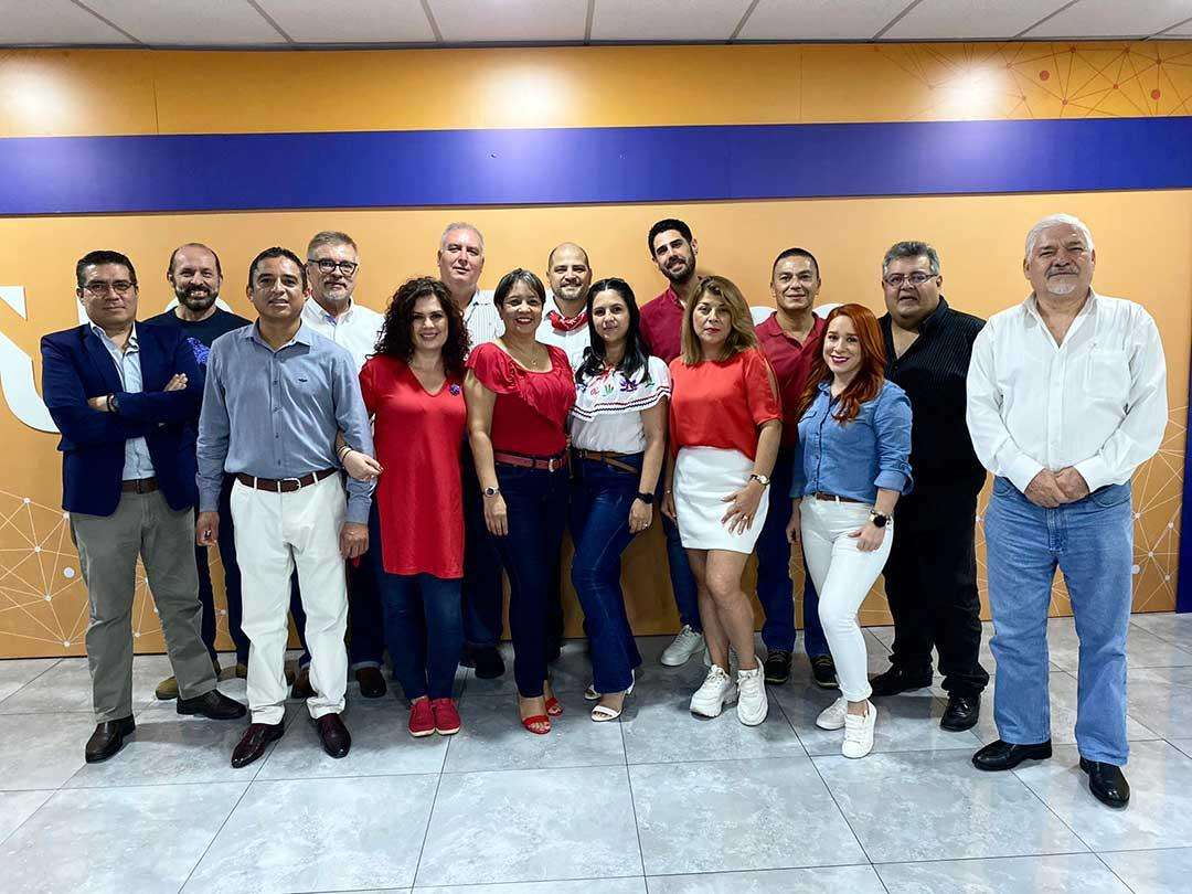 Personal docente de la U San Marcos participó en capacitación de tecnologías inmersivas y metaverso